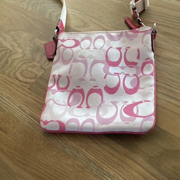 Coach Signature Pink Crossbody Purse - Picture 4 of 11
